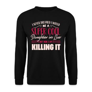 Super Coole Schwiegertochter - Unisex Pullover - Schwarz - Vorne - Alina (178cm) & Michal (187cm)