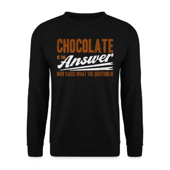Schokolade Ist Die Antwort, Wen Kümmert Die Frage - Unisex Pullover - Schwarz - Vorne - Alina (178cm) & Michal (187cm)
