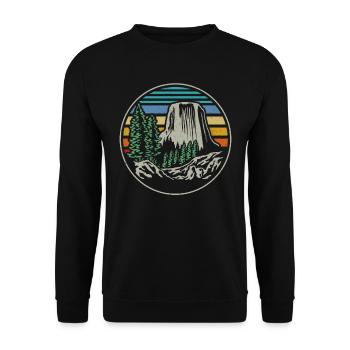 Devils Tower National Monument - Unisex Pullover - Schwarz - Vorne - Alina (178cm) & Michal (187cm)
