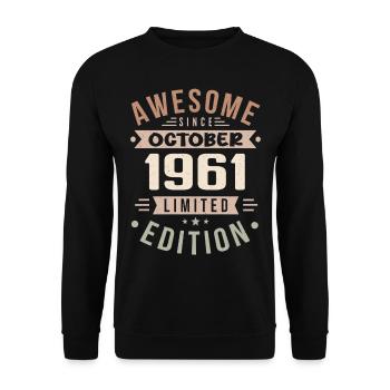 Légende Depuis Octobre 1961 Anniversaire Octobre 1961 - Sweat-shirt Unisexe - noir - Devant - Alina (178cm) & Michal (187cm)