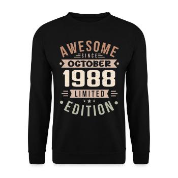 Legend Since October 1988 Birthday October 1988 - Unisex Sweatshirt - black - Front - Alina (178cm) & Michal (187cm)