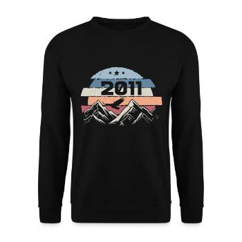 Original 2011 Vintage 2011 Birthday 2011 - Unisex Sweatshirt - black - Front - Alina (178cm) & Michal (187cm)