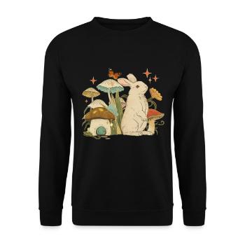 Cottagecore mit Hase, Pilzen und Schmetterling - Unisex Pullover - Schwarz - Vorne - Alina (178cm) & Michal (187cm)
