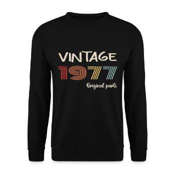 Original 1977 Vintage | Birthday present 1977 - Unisex Sweatshirt - black - Front - Alina (178cm) & Michal (187cm)