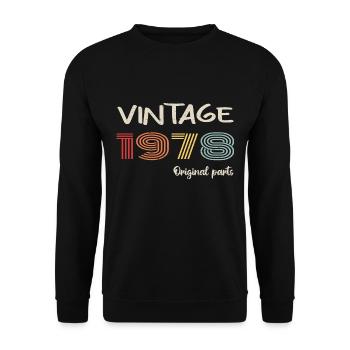 Original 1978 Vintage | Birthday present 1978 - Unisex Sweatshirt - black - Front - Alina (178cm) & Michal (187cm)