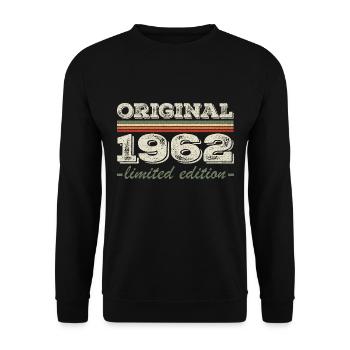 Legend since 1962 Born 1962 Birthday 1962 - Unisex Sweatshirt - black - Front - Alina (178cm) & Michal (187cm)