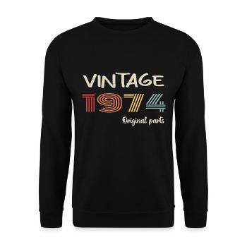 Original 1974 Vintage | Birthday present 1974 - Unisex Sweatshirt - black - Front - Alina (178cm) & Michal (187cm)