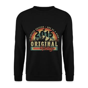 2015 Birthday born in 2015 Retro Vintage - Unisex Sweatshirt - black - Front - Alina (178cm) & Michal (187cm)