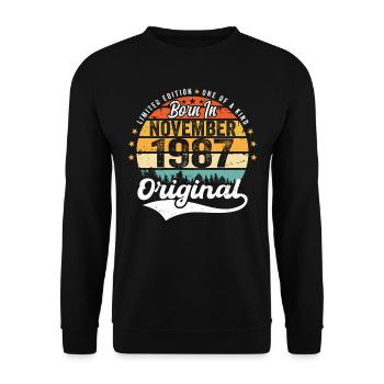 Legendary since November 1987 - 1987 - Unisex Sweatshirt - black - Front - Alina (178cm) & Michal (187cm)