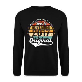 Legendär seit November 2017 - 2017 - Unisex Pullover - Schwarz - Vorne - Alina (178cm) & Michal (187cm)