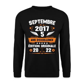 Septembre 2017 Idée cadeau d'anniversaire 5 ans - Sweat-shirt Unisexe - noir - Devant - Alina (178cm) & Michal (187cm)