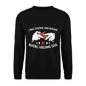 I Was Stitchin' And Bitchin' Knitting - Unisex Sweatshirt - black - Front - Alina (178cm) & Michal (187cm)