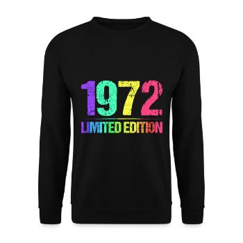 1972 Limited Edition Jahrgang 72er Retro Jahrgang - Unisex Pullover - Schwarz - Vorne - Alina (178cm) & Michal (187cm)