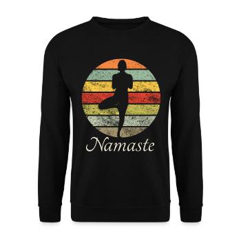 Yoga Kleidung Namaste Für Damen, Herren Und Kinder - Unisex Pullover - Schwarz - Vorne - Alina (178cm) & Michal (187cm)