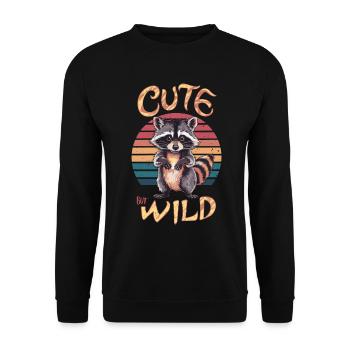 Niedlicher, aber wilder Waschbär Retro Tierhumor - Unisex Pullover - Schwarz - Vorne - Alina (178cm) & Michal (187cm)