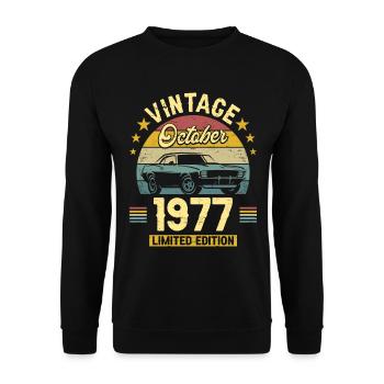 Vintage October 1977 45 Years Anniversary - Unisex Sweatshirt - black - Front - Alina (178cm) & Michal (187cm)
