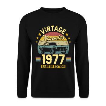 Vintage November 1977 45 years Anniversary - Unisex Sweatshirt - black - Front - Alina (178cm) & Michal (187cm)