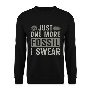 Just one more fossil I swear | Fossil collectors - Unisex Sweatshirt - black - Front - Alina (178cm) & Michal (187cm)