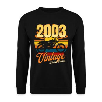 Motorrad Jahrgang 2003 Jubiläum 20 Jahre Biker - Unisex Pullover - Schwarz - Vorne - Alina (178cm) & Michal (187cm)