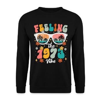 50eme Anniversaire Femme 1973 50 Ans Anniversaire - Sweat-shirt Unisexe - noir - Devant - Alina (178cm) & Michal (187cm)