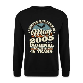 Legends are born in may 2005 - 18 years old - Unisex Sweatshirt - black - Front - Alina (178cm) & Michal (187cm)