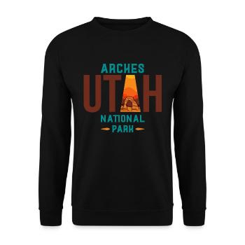 Nationalpark Arches, Nationalpark Arches national - Unisex Pullover - Schwarz - Vorne - Alina (178cm) & Michal (187cm)