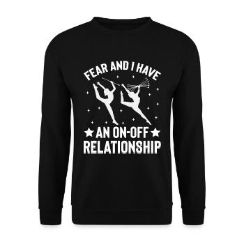 Design « La peur et j’ai une relation on-off » - Sweat-shirt Unisexe - noir - Devant - Alina (178cm) & Michal (187cm)