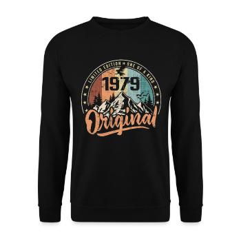 Original 1979 Retro Birthday Gift Born in 1979 - Unisex Sweatshirt - black - Front - Alina (178cm) & Michal (187cm)