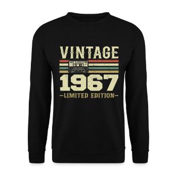 Jahrgang 1967 Retro 1967 Geburtstagsgeschenk - Unisex Pullover - Schwarz - Vorne - Alina (178cm) & Michal (187cm)