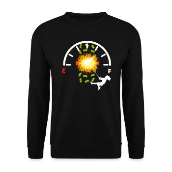 Tanken ist teuer T-Shirt - Unisex Pullover - Schwarz - Vorne - Alina (178cm) & Michal (187cm)