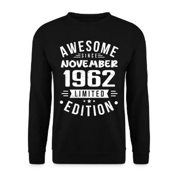 November 1962 Geschenkidee Legende November 1962 - Unisex Pullover - Schwarz - Vorne - Alina (178cm) & Michal (187cm)