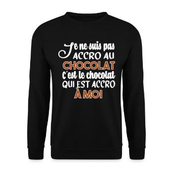 Süchtig nach Gourmet-Schokolade. Geschenk Humor T-Shirt - Unisex Pullover - Schwarz - Vorne - Alina (178cm) & Michal (187cm)