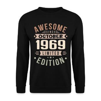 Légende Depuis Octobre 1969 Anniversaire Octobre 1969 - Sweat-shirt Unisexe - noir - Devant - Alina (178cm) & Michal (187cm)