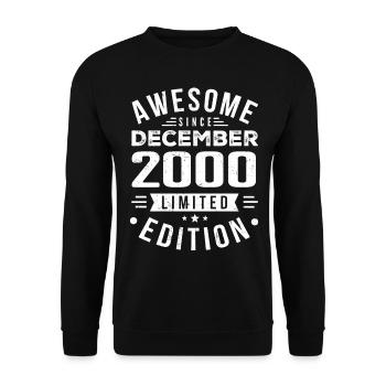 Birthday present born in December 2000 - Unisex Sweatshirt - black - Front - Alina (178cm) & Michal (187cm)