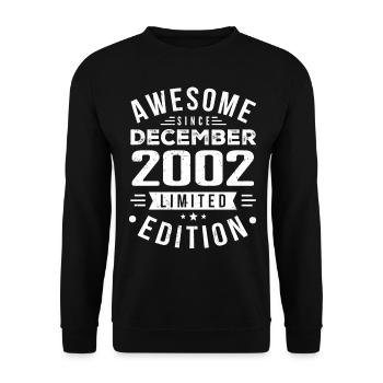 Birthday Gift born in December 2002 - Unisex Sweatshirt - black - Front - Alina (178cm) & Michal (187cm)
