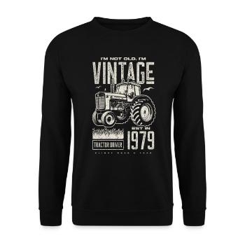 Vintage Traktor Landwirt Geburtstag geboren 1979 - Unisex Pullover - Schwarz - Vorne - Alina (178cm) & Michal (187cm)