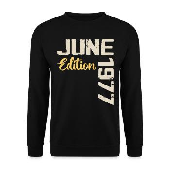 Né(e) en Juin 1977 Cadeau Juin 1977 Anniversaire - Sweat-shirt Unisexe - noir - Devant - Alina (178cm) & Michal (187cm)
