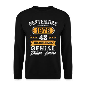 Cadeau D'anniversaire 43 Ans Septembre 1979 Rétro - Sweat-shirt Unisexe - noir - Devant - Alina (178cm) & Michal (187cm)
