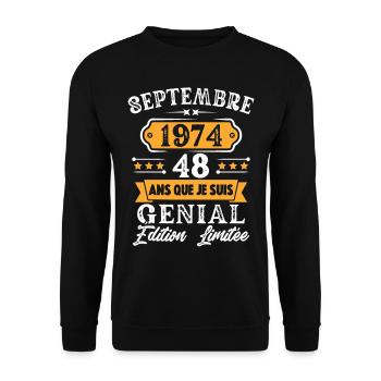 Cadeau D'anniversaire 48 Ans Septembre 1974 Rétro - Sweat-shirt Unisexe - noir - Devant - Alina (178cm) & Michal (187cm)