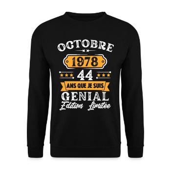 Cadeau D'anniversaire 44 Ans Octobre 1978 Rétro - Sweat-shirt Unisexe - noir - Devant - Alina (178cm) & Michal (187cm)