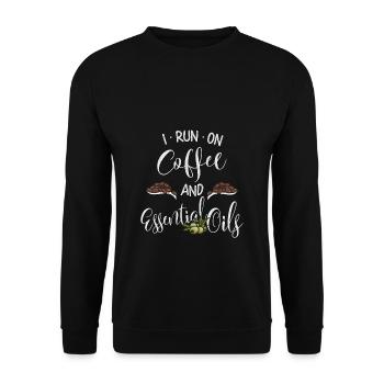 I Run On Coffee & Essential Oils OlivenÖl Kaffee - Unisex Pullover - Schwarz - Vorne - Alina (178cm) & Michal (187cm)