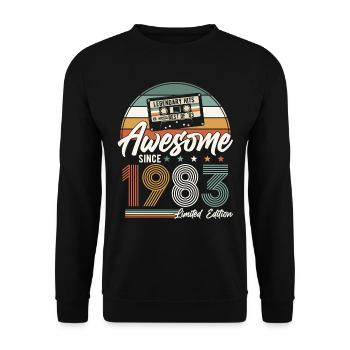 1983 Vintage Vintage Rétro Cadeau d’anniversaire - Sweat-shirt Unisexe - noir - Devant - Alina (178cm) & Michal (187cm)