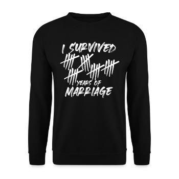 I Survived 25 Years Of Marriage Divertente Funny - Unisex Sweatshirt - black - Front - Alina (178cm) & Michal (187cm)