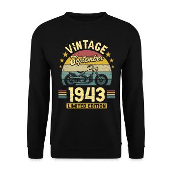 Biker Party 1943 80-jähriges Jubiläum im September - Unisex Pullover - Schwarz - Vorne - Alina (178cm) & Michal (187cm)