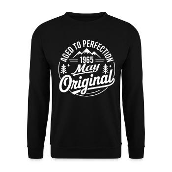 Mai 1965 – Legende der Gipfel und Berge - Unisex Pullover - Schwarz - Vorne - Alina (178cm) & Michal (187cm)