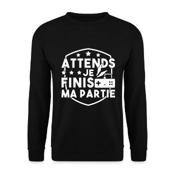 Moment, ich beende mein Spiel - Unisex Pullover - Schwarz - Vorne - Alina (178cm) & Michal (187cm)
