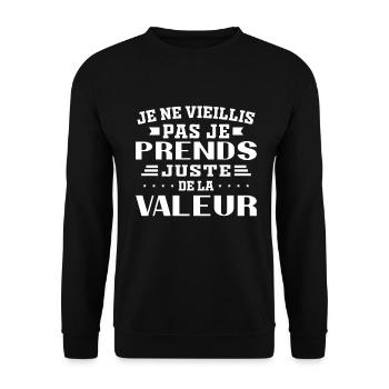 Ich werde nicht alt, ich steigere nur meinen Wert - Unisex Pullover - Schwarz - Vorne - Alina (178cm) & Michal (187cm)