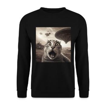 Funny Anxious Cats Selfie UFO Alien - Unisex Sweatshirt - black - Front - Alina (178cm) & Michal (187cm)