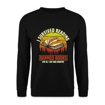 Banned Books Lovers Read Book Books - Unisex Sweatshirt - black - Front - Alina (178cm) & Michal (187cm)