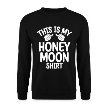 Flitterwochen Ehemann Ehefrau Paare Urlaubs - Unisex Pullover - Schwarz - Vorne - Alina (178cm) & Michal (187cm)